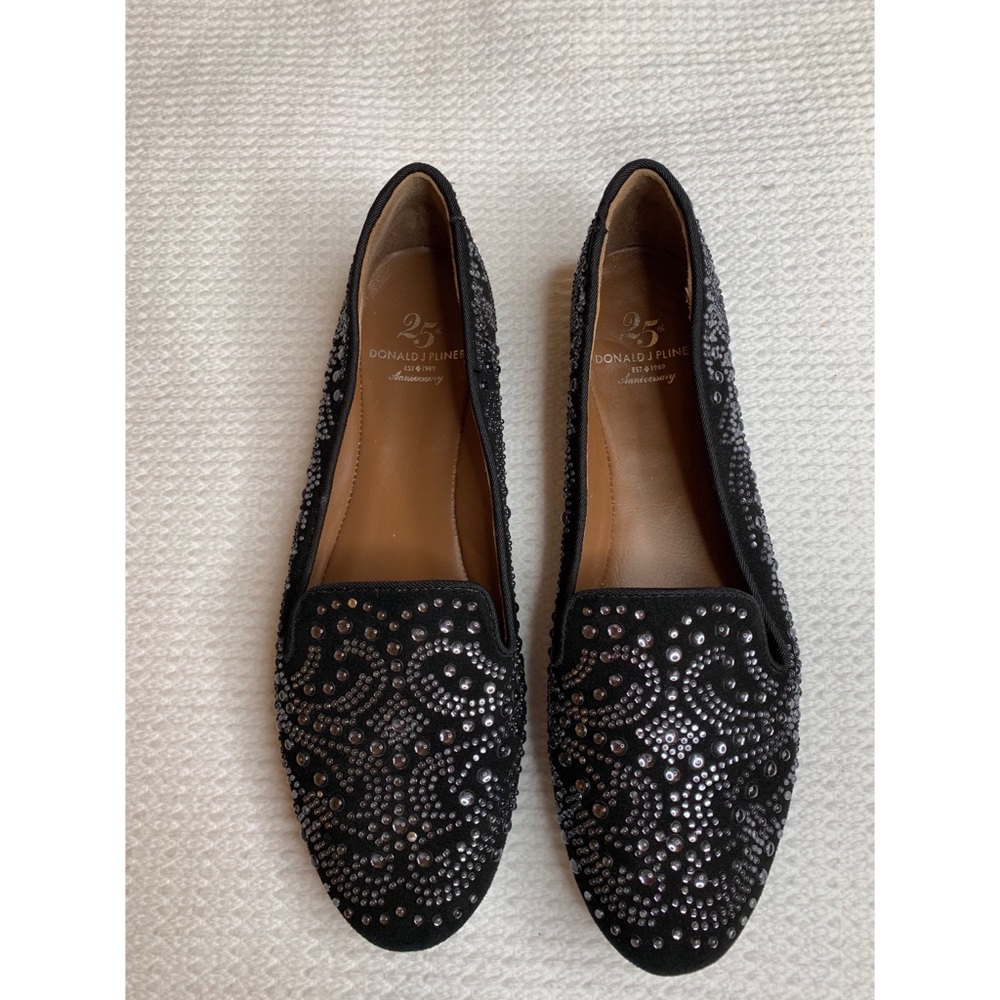 Donald J. Pliner Black Flat Shoe Rhinestone Sz 7